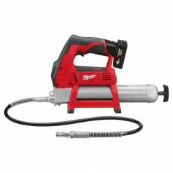 POMPE À GRAISSE MILWAUKEE 12V 4,0 AH LIVRÉE AVEC 1 BATTERIE ET CHARGEUR EN SAC M12 GG-401B - 4933441675